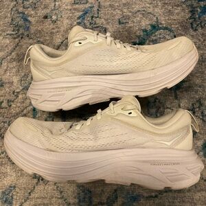 Hoka One One Bondi 8 White  size 7.5 B